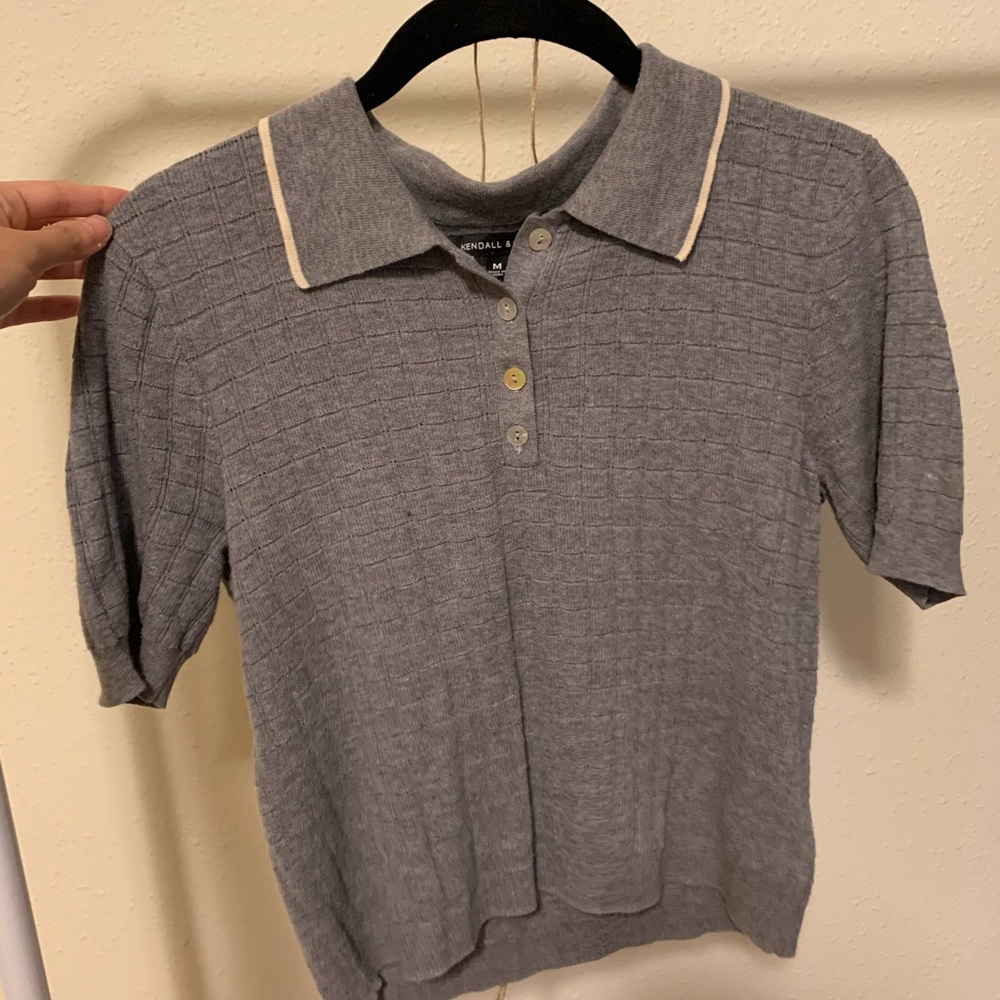 Grey knit top